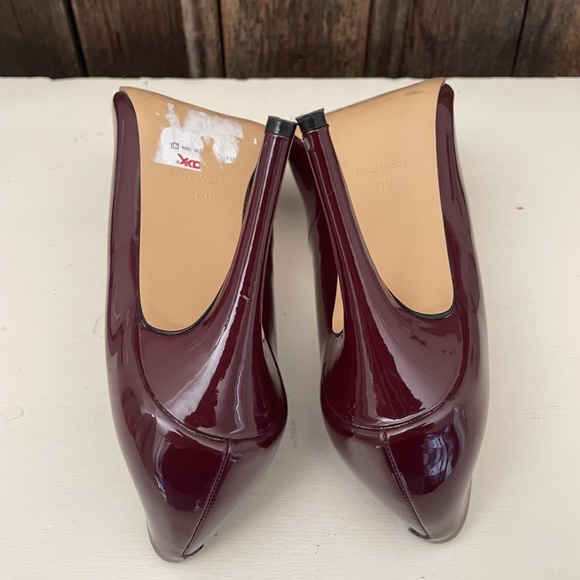 Nine West burgundy patent leather pumps - Picture 7 of 8